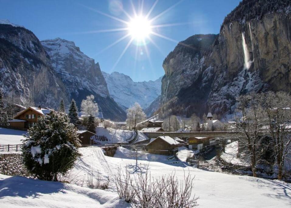 Chalet Maithili Lauterbrunnen -152-Year-Old Majestic Chalet Exteriör bild