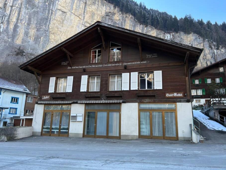 Chalet Maithili Lauterbrunnen -152-Year-Old Majestic Chalet Exteriör bild